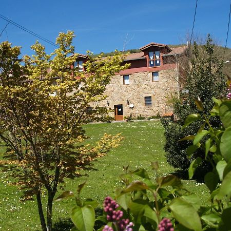 Albergue La Torre Santiurde de Reinosa ภายนอก รูปภาพ