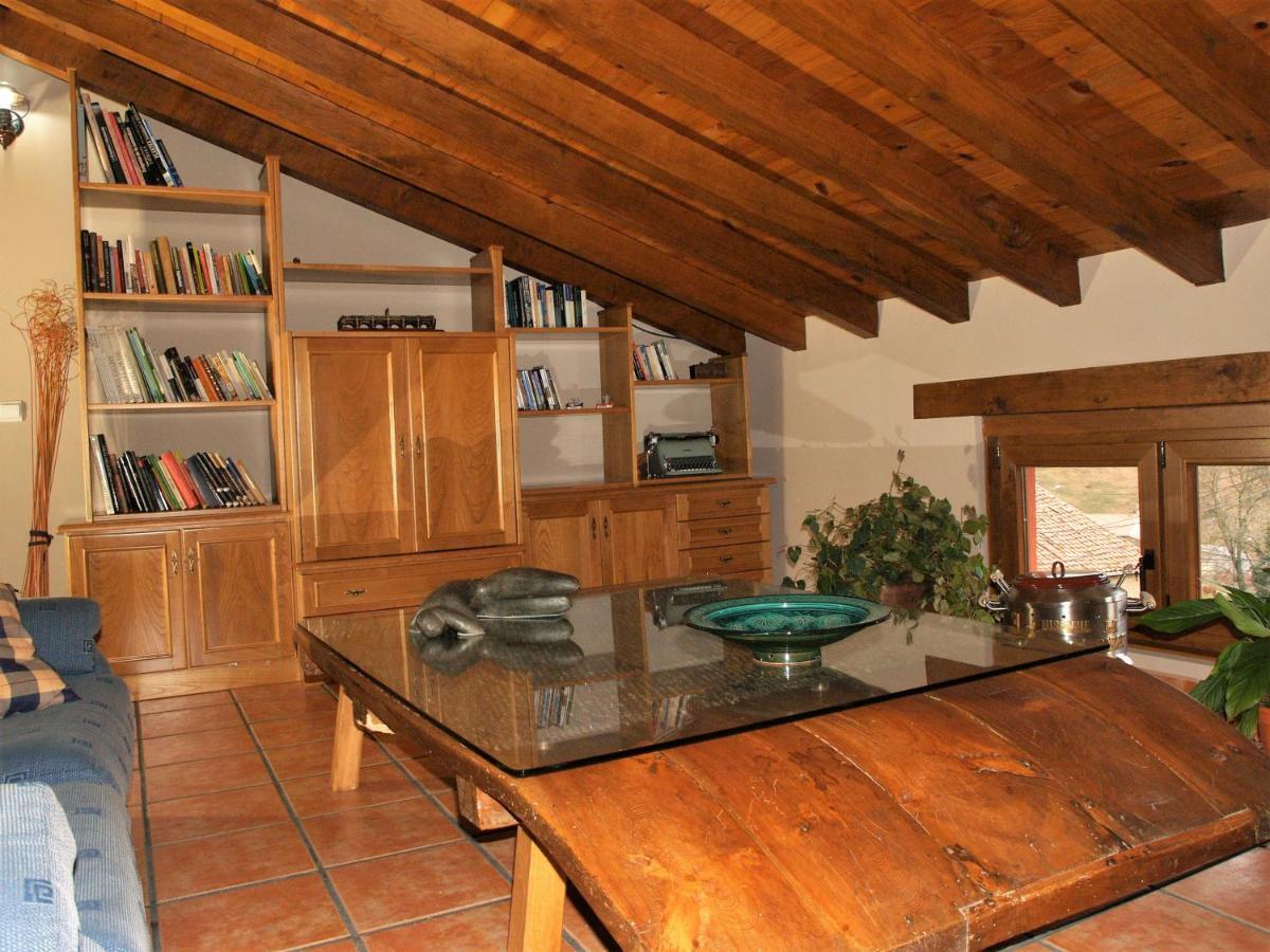 Albergue La Torre Santiurde de Reinosa ภายนอก รูปภาพ