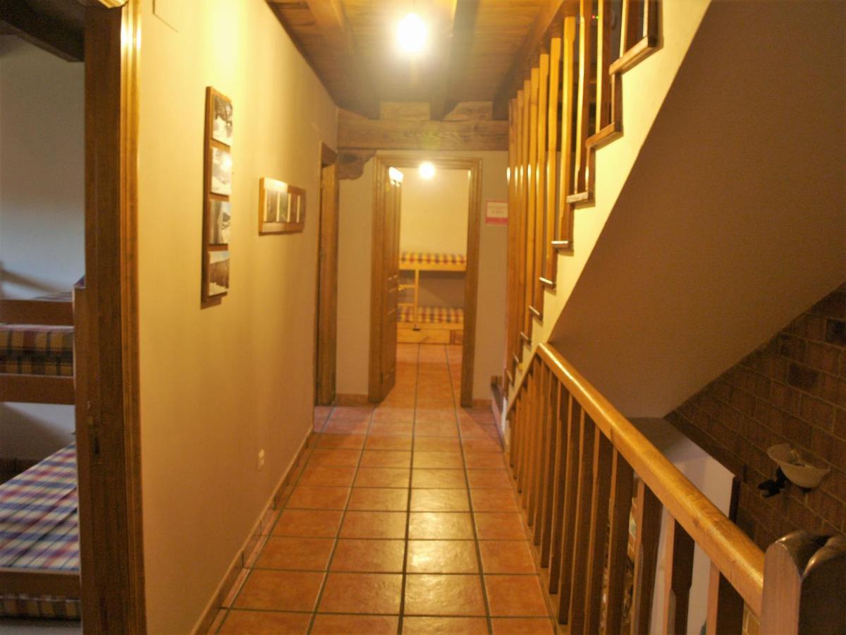 Albergue La Torre Santiurde de Reinosa ภายนอก รูปภาพ