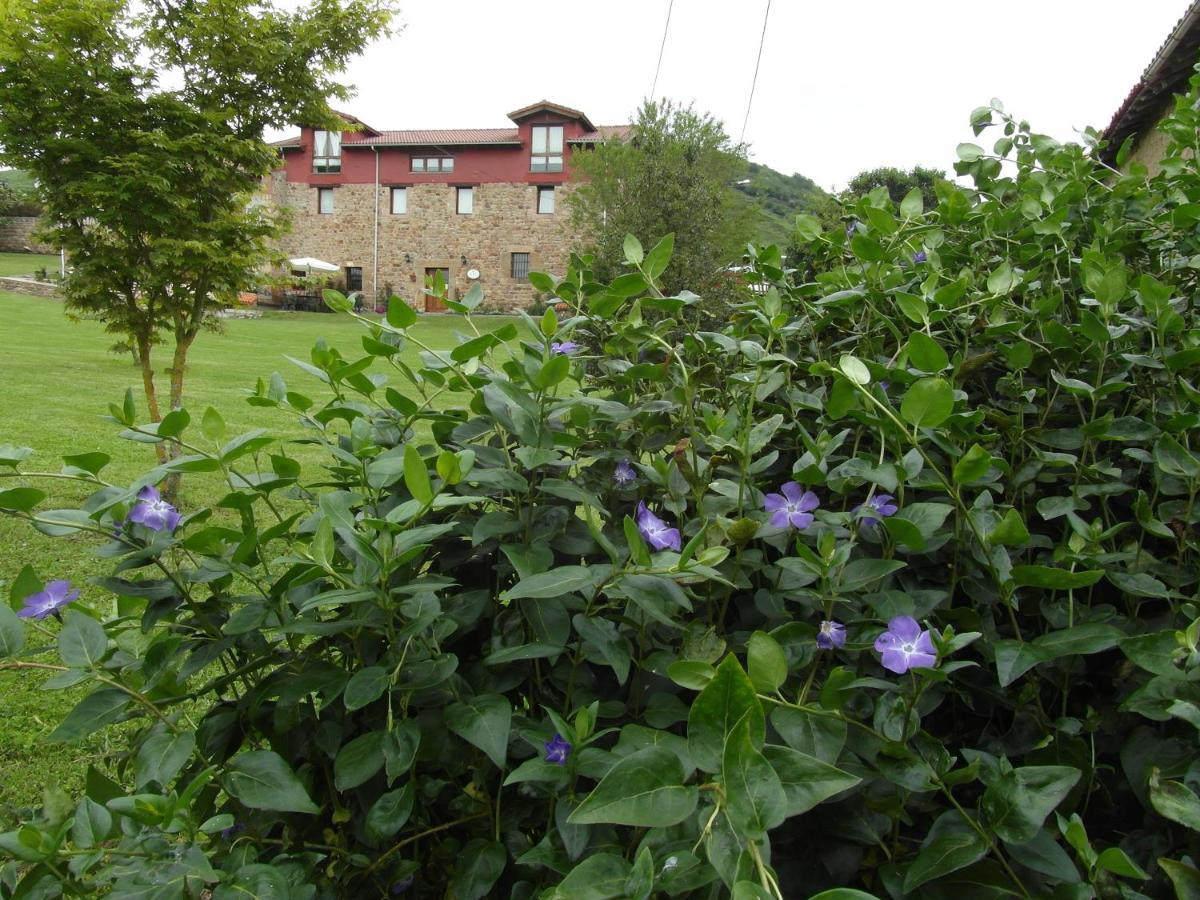 Albergue La Torre Santiurde de Reinosa ภายนอก รูปภาพ