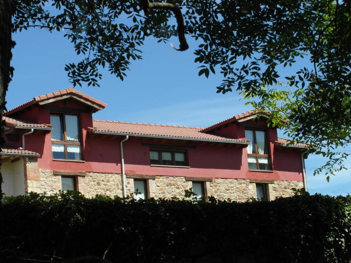 Albergue La Torre Santiurde de Reinosa ภายนอก รูปภาพ