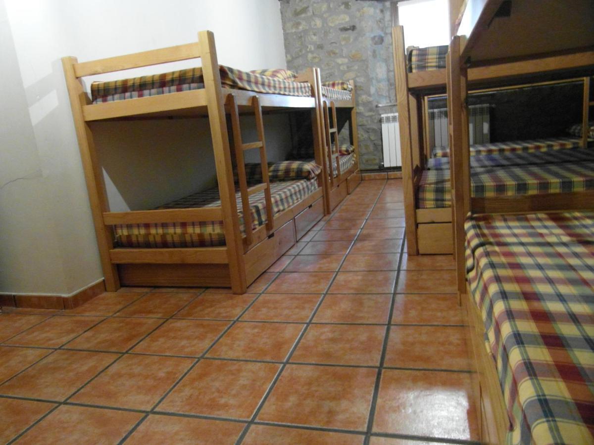 Albergue La Torre Santiurde de Reinosa ภายนอก รูปภาพ