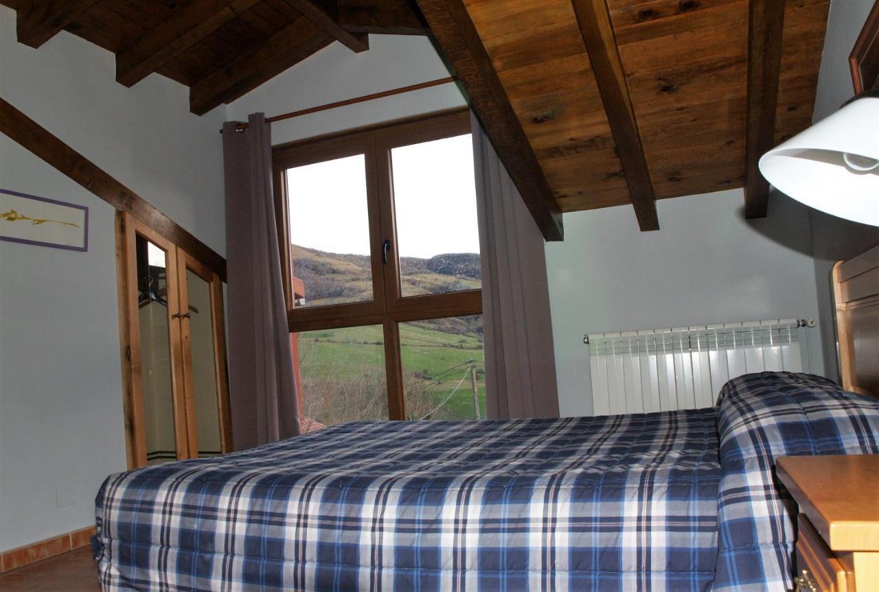 Albergue La Torre Santiurde de Reinosa ภายนอก รูปภาพ