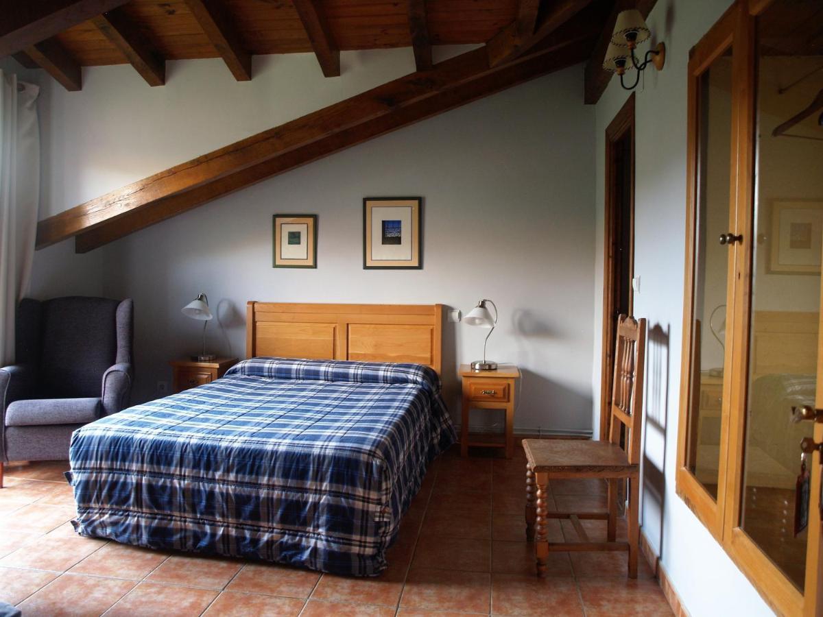 Albergue La Torre Santiurde de Reinosa ภายนอก รูปภาพ