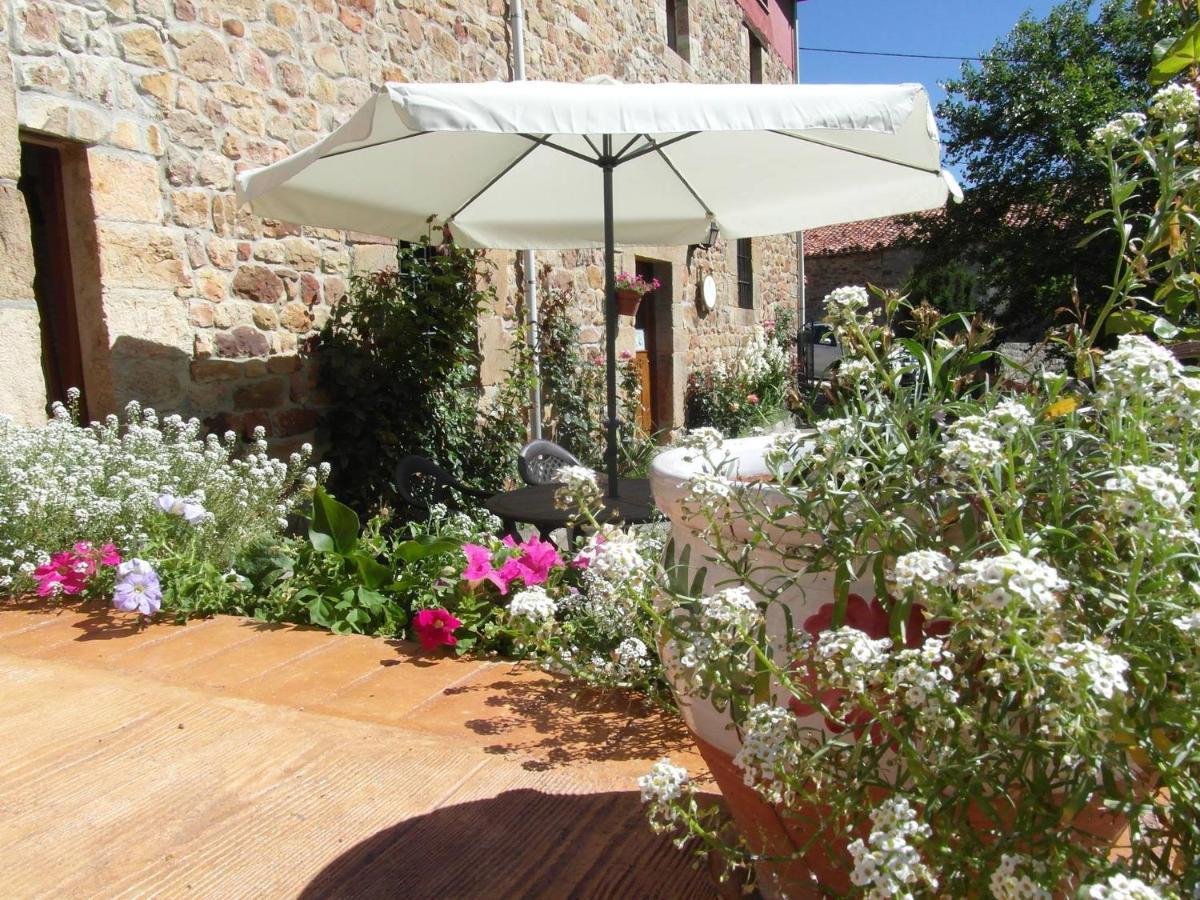 Albergue La Torre Santiurde de Reinosa ภายนอก รูปภาพ